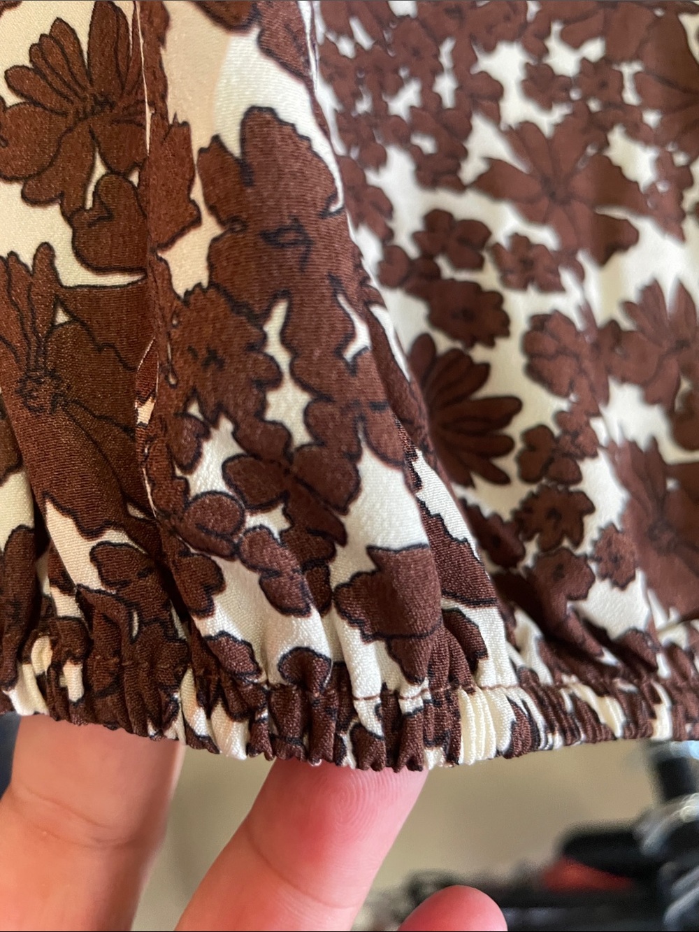 Button down - Picture 3 of 6
